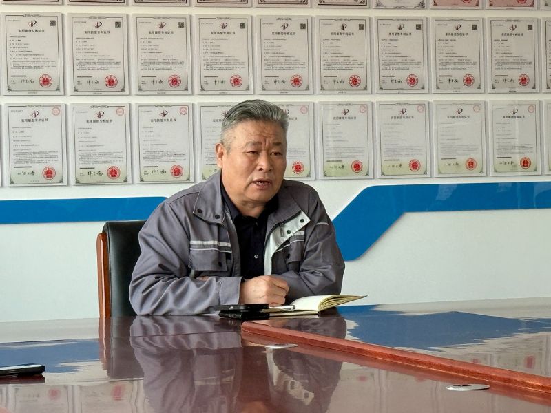 金隆機(jī)械4月安全生產(chǎn)會(huì)議——嚴(yán)守安全底線(xiàn) 筑牢質(zhì)量根基